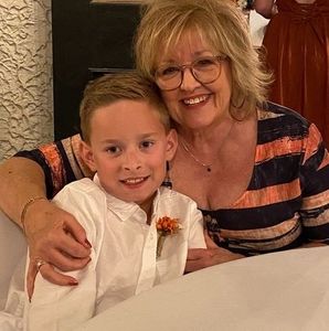 Meet your Posher, Debbie